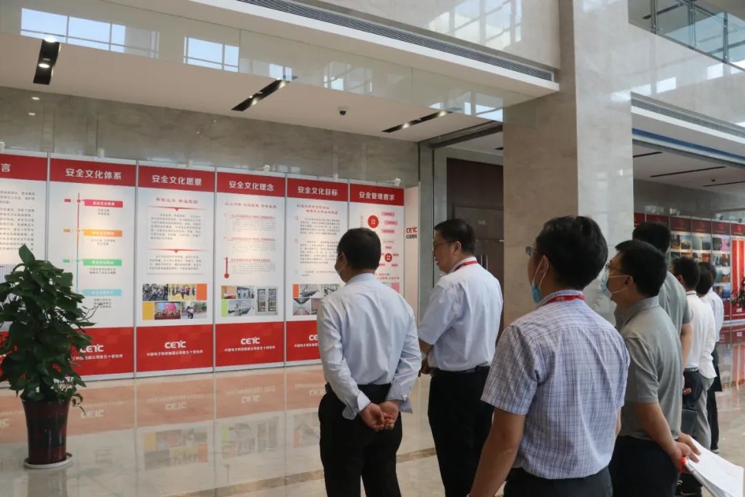 首页|NG大舞台,有梦你就来