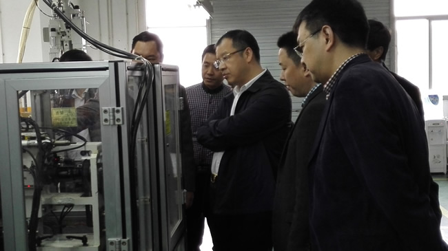 杨齐总裁到百亿游戏深圳分公司调研