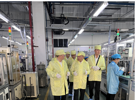 蒋文春莅临绵阳百亿游戏深圳分公司调研
