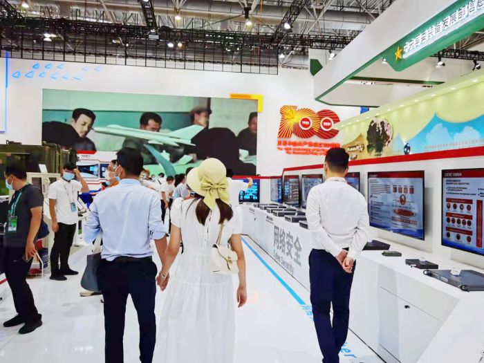 首页|NG大舞台,有梦你就来